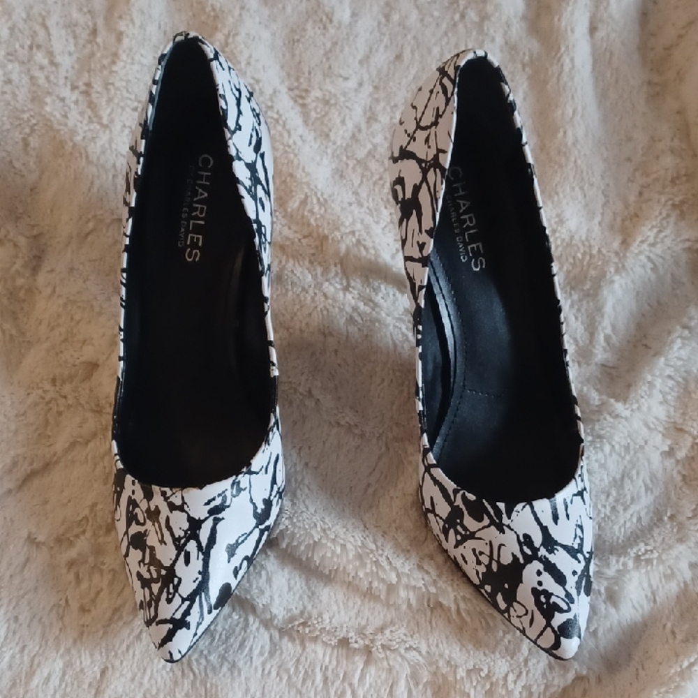 Charlies Black and White Women's Shoes